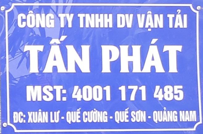 xe tải chở hàng điện ngọc